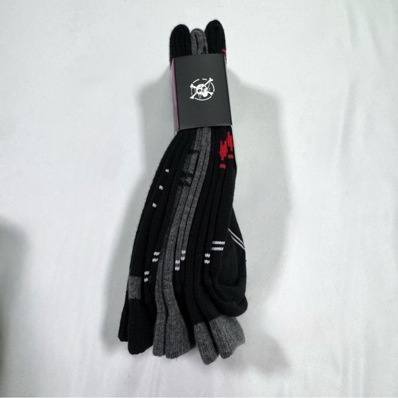 NWT Motley Crue 3 Pack Crew Socks - Picture 6 of 11